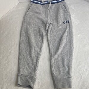GAP Kids Gray Jogger Pants 6-7